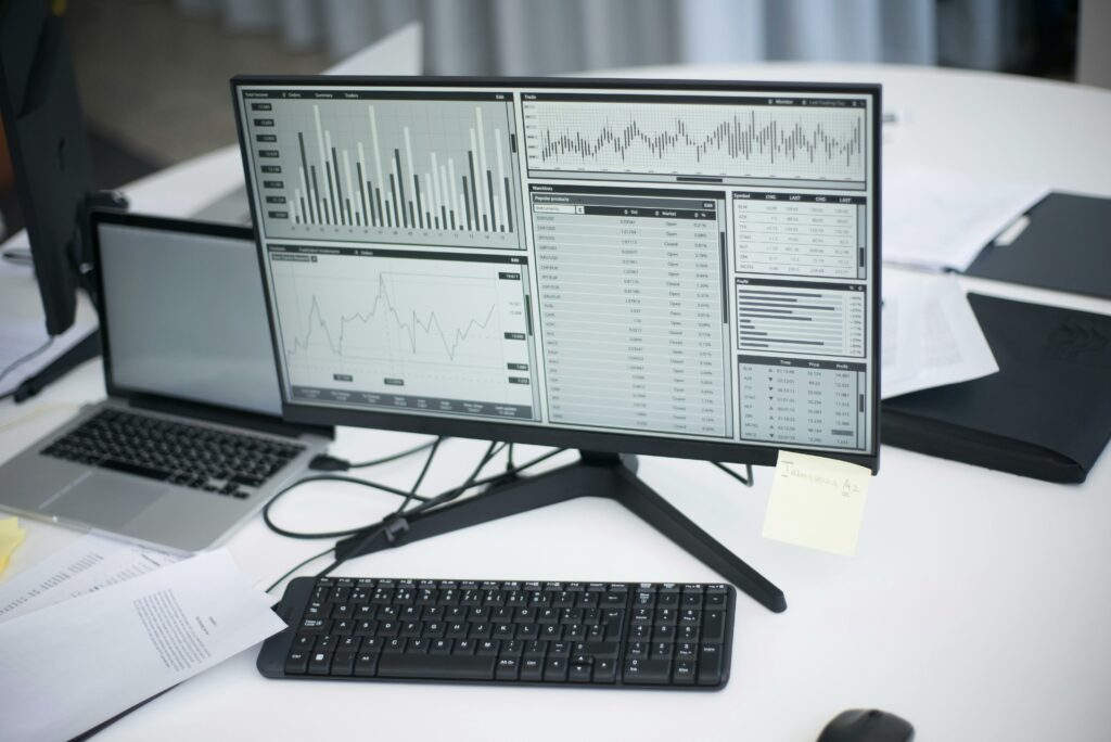 crm software analytics screen
